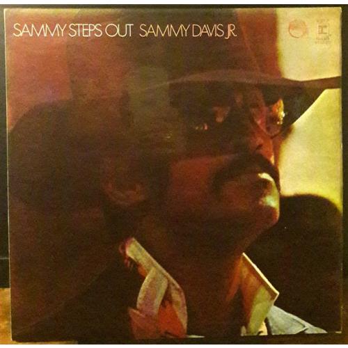 Sammy Davis Jr. - Sammy Steps Out
